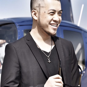 青色大脑cg分享
